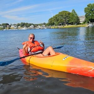 Meet your Posher, Gena